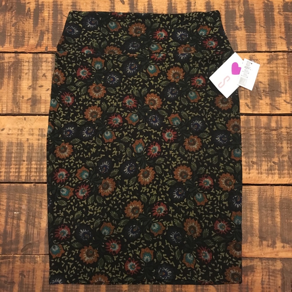 LulaRoe Cassie